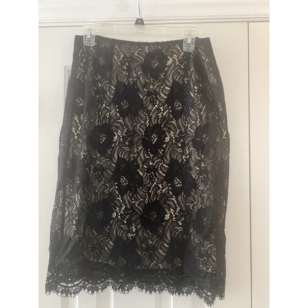 EUC Talbots Women Size 14 Nude Black Lace Overlay Straight Pencil Skirt.